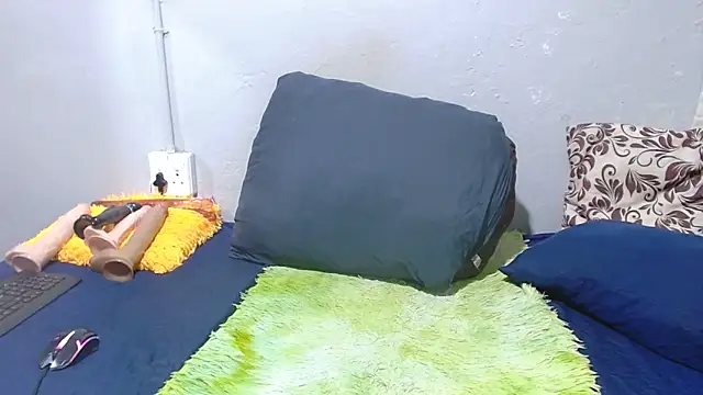 MatureBootyBabe4Uxx online show from November 20, 2025, 2:34 am