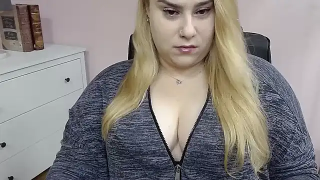 Snapshot of XgloryHAILEY chatting on January 28, 2025, 10:01 pm XgloryHAILEY online show from January 28, 2025, 10:01 pm