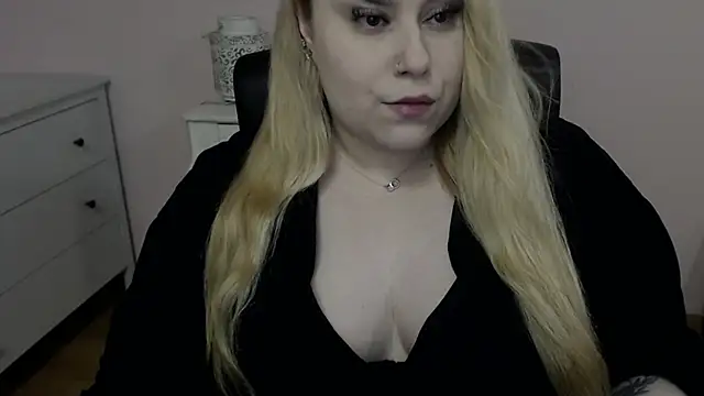 Snapshot of XgloryHAILEY chatting on June 30, 2026, 8:53 pm XgloryHAILEY online show from June 30, 2026, 8:53 pm