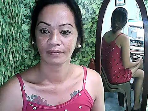 yummy 21xxx online show from November 27, 2025, 1:28 am