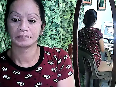 yummy 21xxx online show from September 26, 2025, 9:32 pm