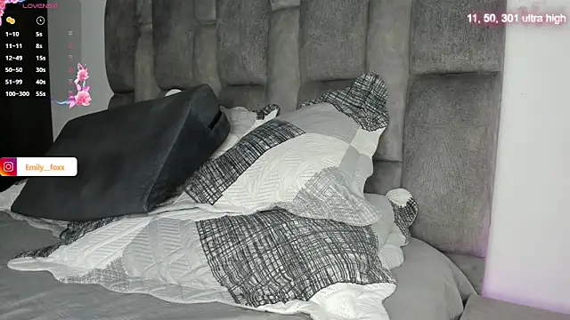 emily fox1 online show from March 3, 2026, 10:33 am