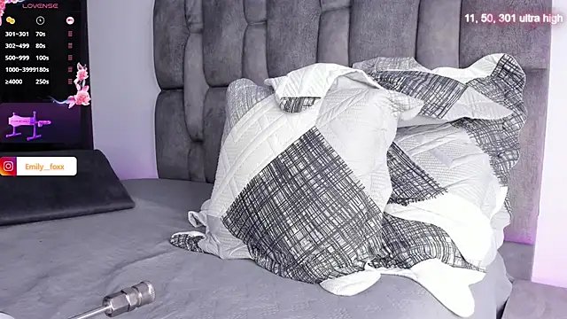 emily fox1 online show from February 5, 2026, 10:44 am