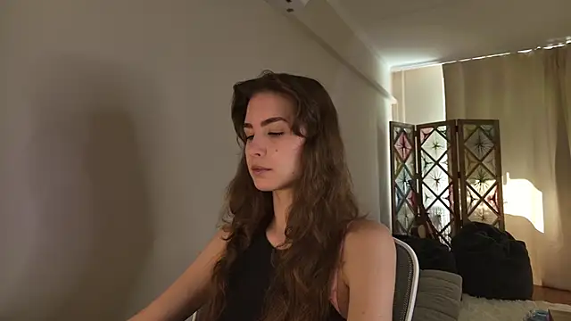 Abella Danger X online show from May 28, 2026, 7:27 am