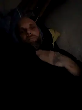 Snapshot of Ladyshaker82 chatting on February 26, 2025, 5:35 am Ladyshaker82 online show from February 26, 2025, 5:35 am