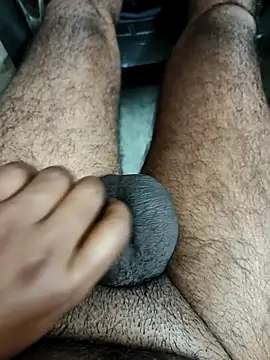 24HOTBOY25 online show from April 1, 2026, 9:01 pm