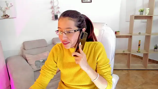 Snapshot of Antonnella_3 chatting on March 19, 2025, 6:23 pm Antonnella 3 online show from March 19, 2025, 6:23 pm