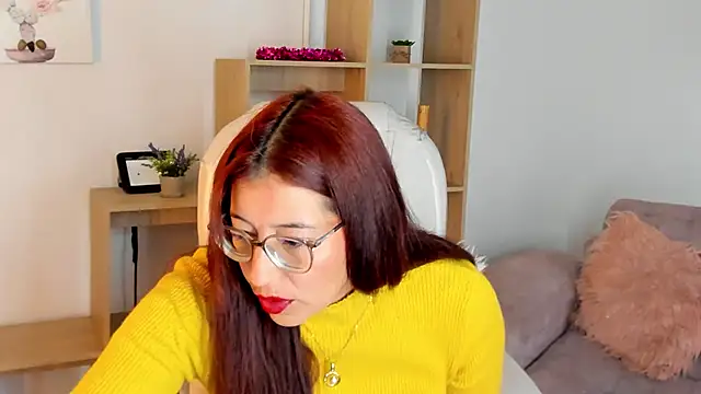 Antonnella 3 online show from November 12, 2025, 12:42 pm