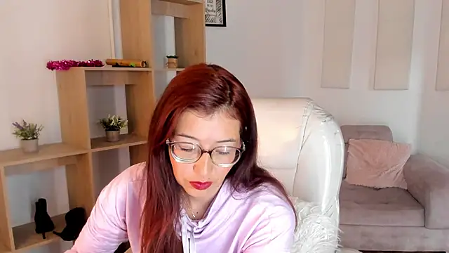 Antonnella 3 online show from October 27, 2025, 12:50 pm