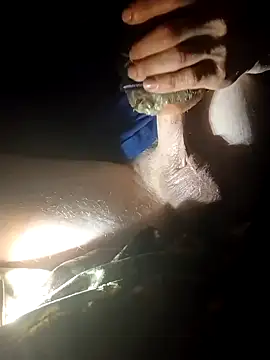 Wyleyxh online show from November 30, 2025, 8:15 am