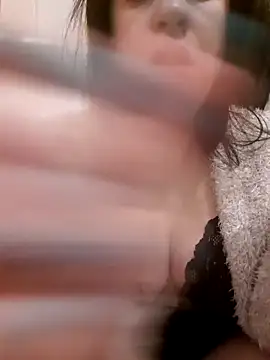 Snapshot of Tinka-Bella-Privat chatting on April 15, 2026, 4:18 am Tinka-Bella-Privat online show from April 15, 2026, 4:18 am