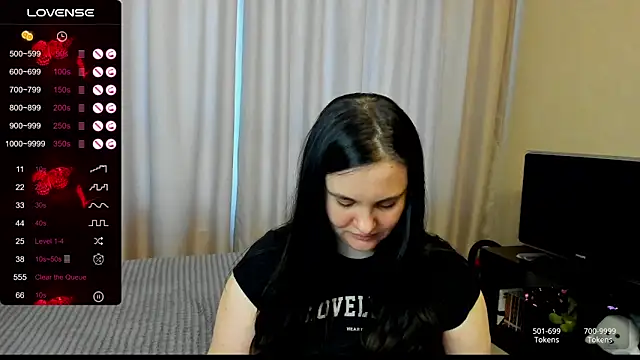 Snapshot of AlanaBrox chatting on February 4, 2026, 12:22 pm AlanaBrox online show from February 4, 2026, 12:22 pm