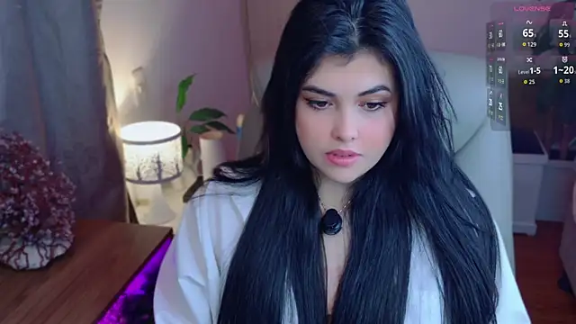 Snapshot of Alyaa_s chatting on May 7, 2026, 1:10 am Alyaa s online show from May 7, 2026, 1:10 am