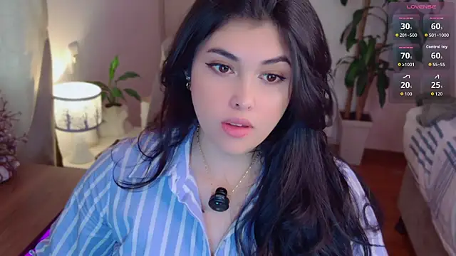 Snapshot of Alyaa_s chatting on April 26, 2026, 4:48 pm Alyaa s online show from April 26, 2026, 4:48 pm