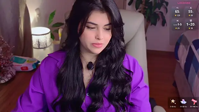 Snapshot of Alyaa_s chatting on May 16, 2026, 2:10 am Alyaa s online show from May 16, 2026, 2:10 am