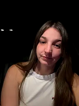 Snapshot of DoriDeluxe66 chatting on September 29, 2025, 9:31 pm DoriDeluxe66 online show from September 29, 2025, 9:31 pm