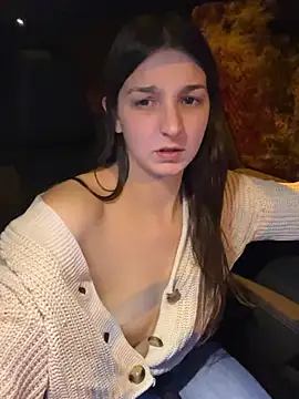 Snapshot of DoriDeluxe66 chatting on March 7, 2025, 9:48 pm DoriDeluxe66 online show from March 7, 2025, 9:48 pm