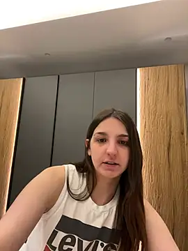 Snapshot of DoriDeluxe66 chatting on March 9, 2025, 7:26 pm DoriDeluxe66 online show from March 9, 2025, 7:26 pm