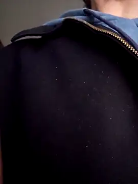 Snapshot of chosen923 chatting on December 18, 2025, 1:59 pm chosen923 online show from December 18, 2025, 1:59 pm