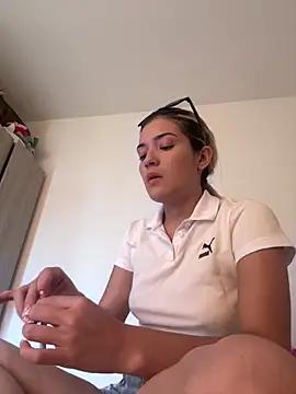 Sarita-candy online show from March 5, 2025, 4:57 pm