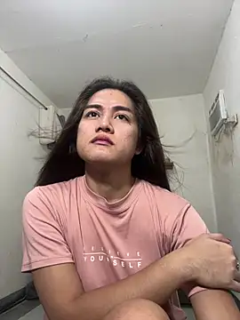 Snapshot of MarieLoveGlamorous chatting on December 28, 2024, 1:59 pm MarieLoveGlamorous online show from December 28, 2024, 1:59 pm