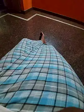 Snapshot of Stripkomal chatting on October 26, 2025, 4:18 pm Stripkomal online show from October 26, 2025, 4:18 pm