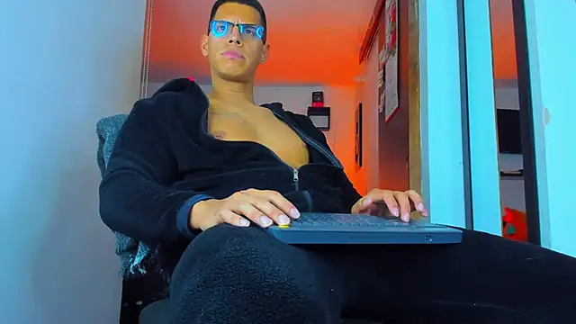  John Boy  online show from December 2, 2025, 1:06 am