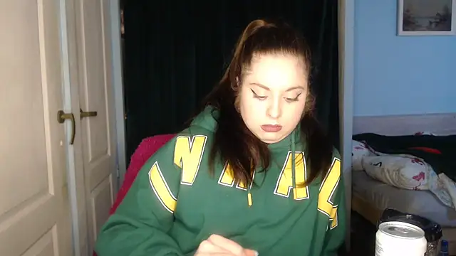 ryhhnnagold99 online show from February 9, 2026, 2:37 pm