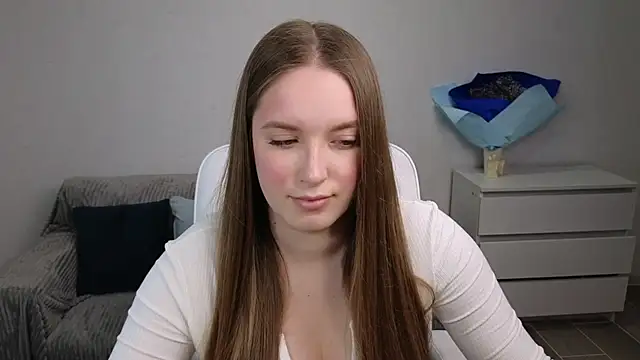 Snapshot of EvaMaddison chatting on February 4, 2025, 6:04 am EvaMaddison online show from February 4, 2025, 6:04 am