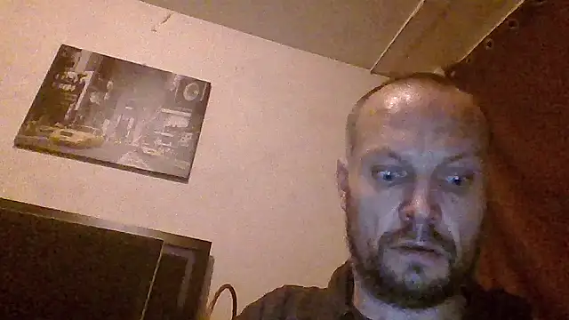 Snapshot of Chezz_055 chatting on October 27, 2025, 3:07 am Chezz 055 online show from October 27, 2025, 3:07 am