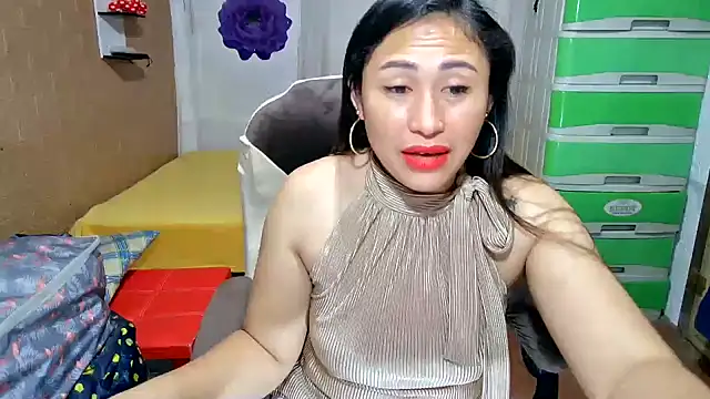 Snapshot of M_e_c_e_l chatting on April 7, 2026, 4:53 pm M e c e l online show from April 7, 2026, 4:53 pm