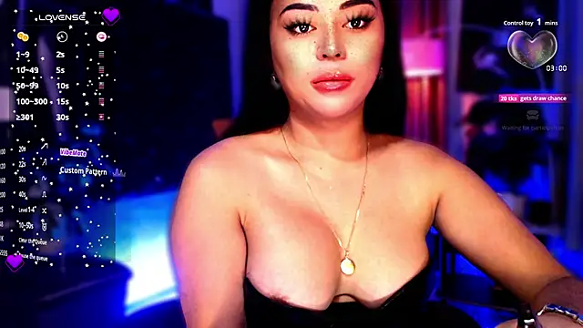 Thalia Cambridge online show from November 8, 2025, 7:17 pm