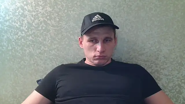 Snapshot of PoliglotJoe chatting on March 3, 2025, 11:46 pm PoliglotJoe online show from March 3, 2025, 11:46 pm
