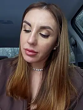 Snapshot of Kalli_Fornia chatting on February 5, 2025, 1:00 pm Kalli Fornia online show from February 5, 2025, 1:00 pm