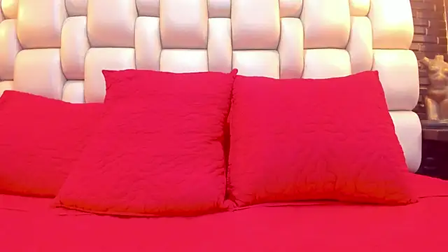 Salo Heaven online show from September 10, 2025, 1:54 pm