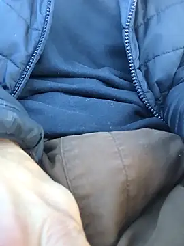 Dani el82xh online show from March 21, 2026, 3:49 pm