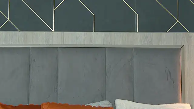 EmyLaveau online show from March 24, 2026, 6:24 am