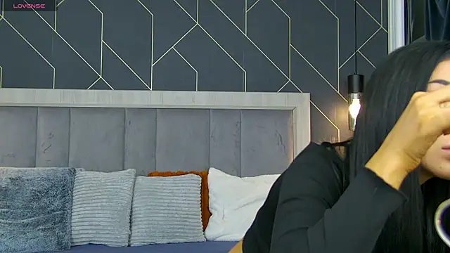 EmyLaveau online show from March 23, 2026, 6:24 am