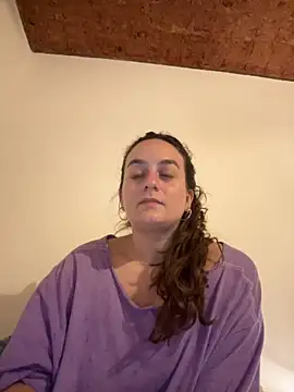 indierotic online show from October 6, 2025, 3:29 am