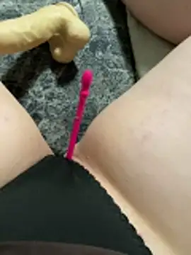 katcclovea online show from November 9, 2025, 4:55 pm