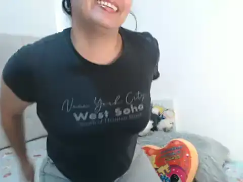 camii 7 online show from January 6, 2026, 8:02 pm