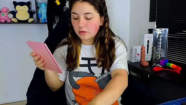 ann bronw online show from March 11, 2025, 7:36 pm