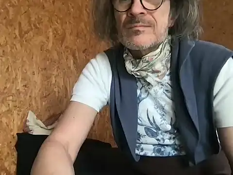 GioApri online show from April 12, 2026, 12:30 pm