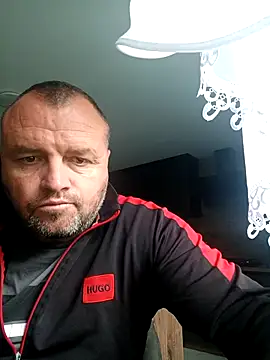 Snapshot of Adry1986 chatting on September 25, 2025, 12:22 pm Adry1986 online show from September 25, 2025, 12:22 pm