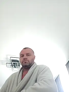 Snapshot of Adry1986 chatting on September 23, 2025, 9:16 am Adry1986 online show from September 23, 2025, 9:16 am