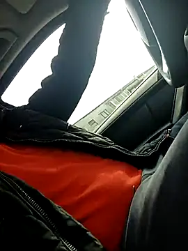 Snapshot of Adry1986 chatting on October 30, 2025, 10:46 am Adry1986 online show from October 30, 2025, 10:46 am