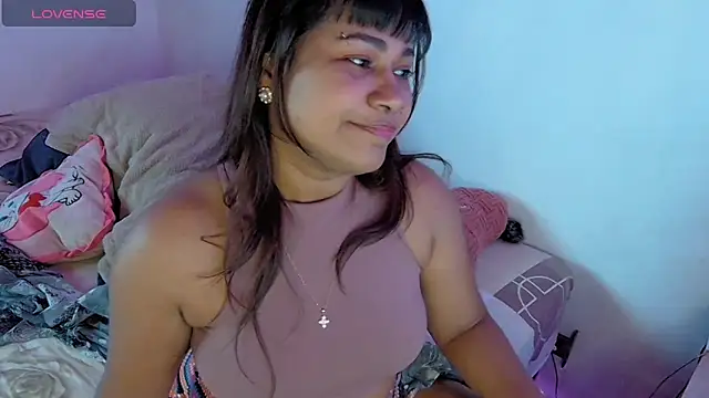 kiarybell   online show from September 30, 2025, 7:31 pm