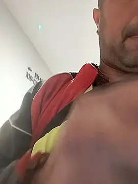 juandi21cm online show from December 15, 2025, 10:32 am