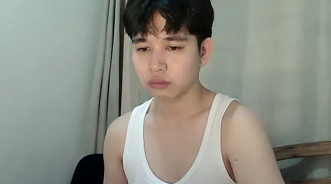 alfonsoasiancutie online show from December 25, 2024, 4:12 am