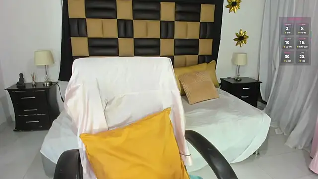 BarbieKano online show from September 17, 2025, 11:40 pm